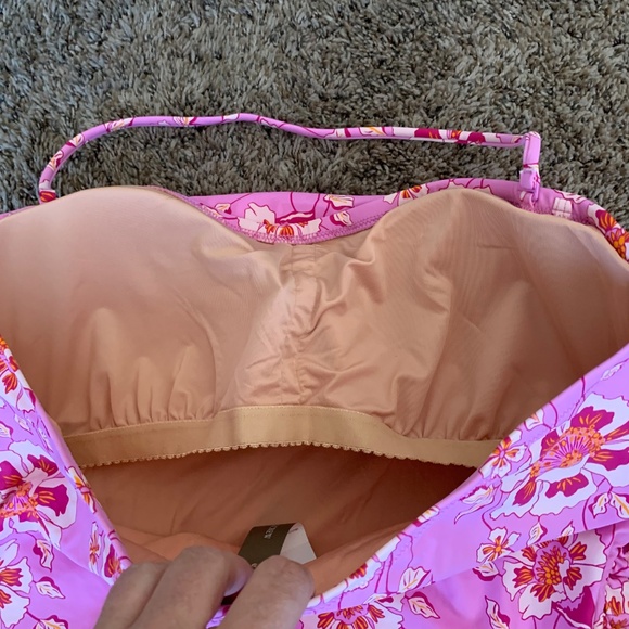 J. Crew Pink Floral Side Ruched Swimsuit Sz.18 One Piece NWT, - Picture 5 of 10